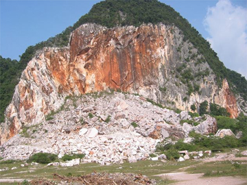 Mining Limestone